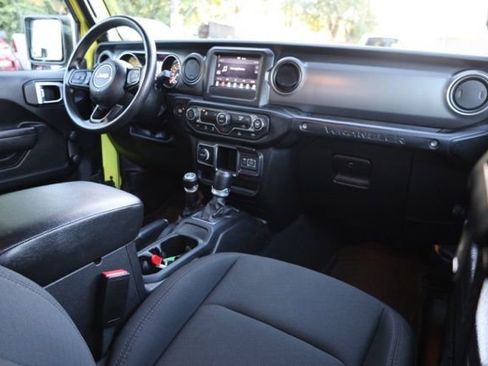 Used 2022 Jeep Wrangler Unlimited Willys image 35