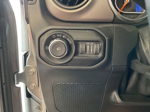 Used 2020 Jeep Wrangler Unlimited Sport S w/ Sun And Sound Package AWD/4WD image 17