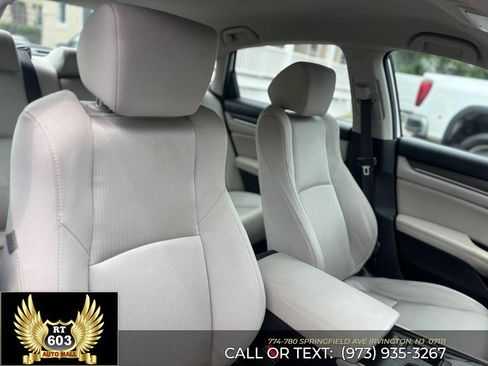 Used 2018 Honda Accord LX image 15