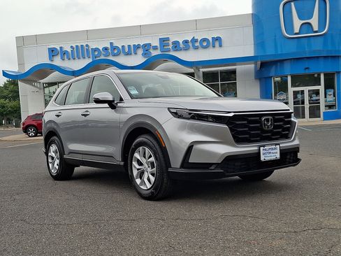 Used 2024 Honda CR-V LX image 1