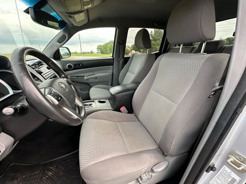 Used 2012 Toyota Tacoma 4x4 Double Cab w/ SR5 Pkg image 38