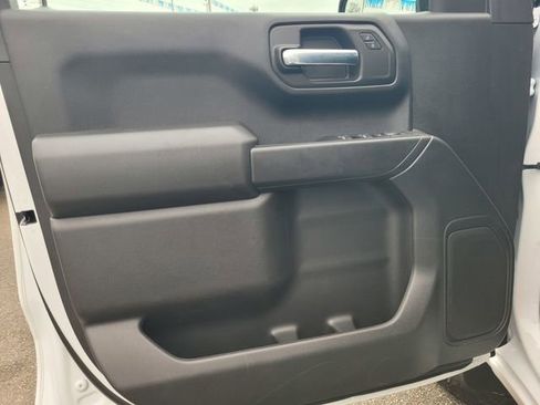 Used 2022 Chevrolet Silverado 1500 Custom Trail Boss image 16