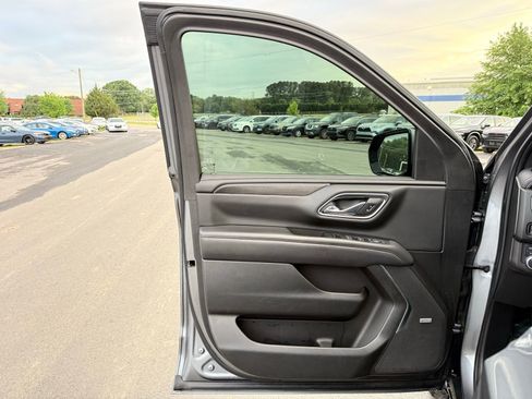 Used 2021 GMC Yukon AT4 AWD/4WD image 18
