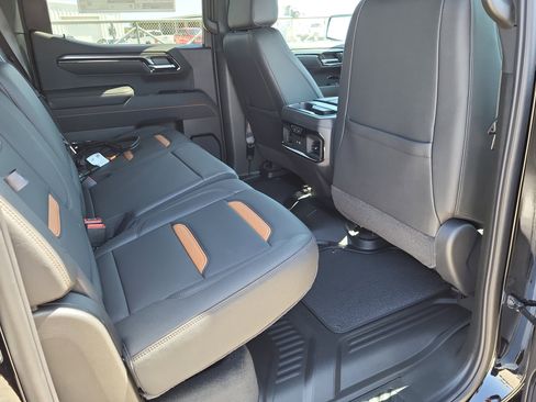 New 2026 GMC Sierra 1500 AT4 AWD/4WD image 10