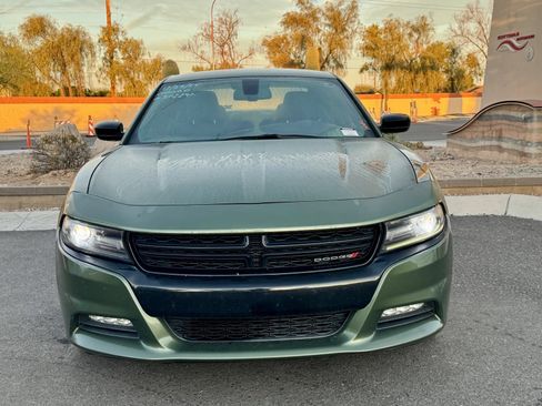 Used 2019 Dodge Charger SXT image 8