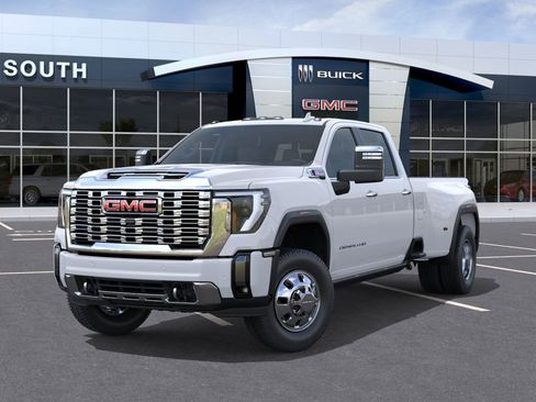 New 2026 GMC Sierra 3500 Denali w/ Denali Reserve Package image 6