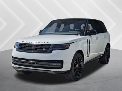 New 2025 Land Rover Range Rover SE