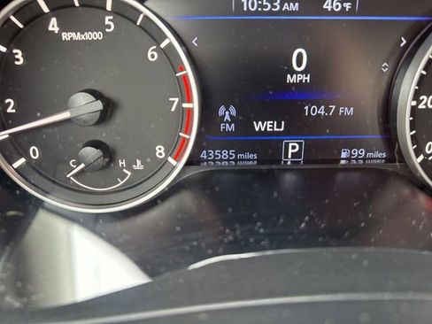 Used 2024 Nissan Altima 2.5 SV image 16