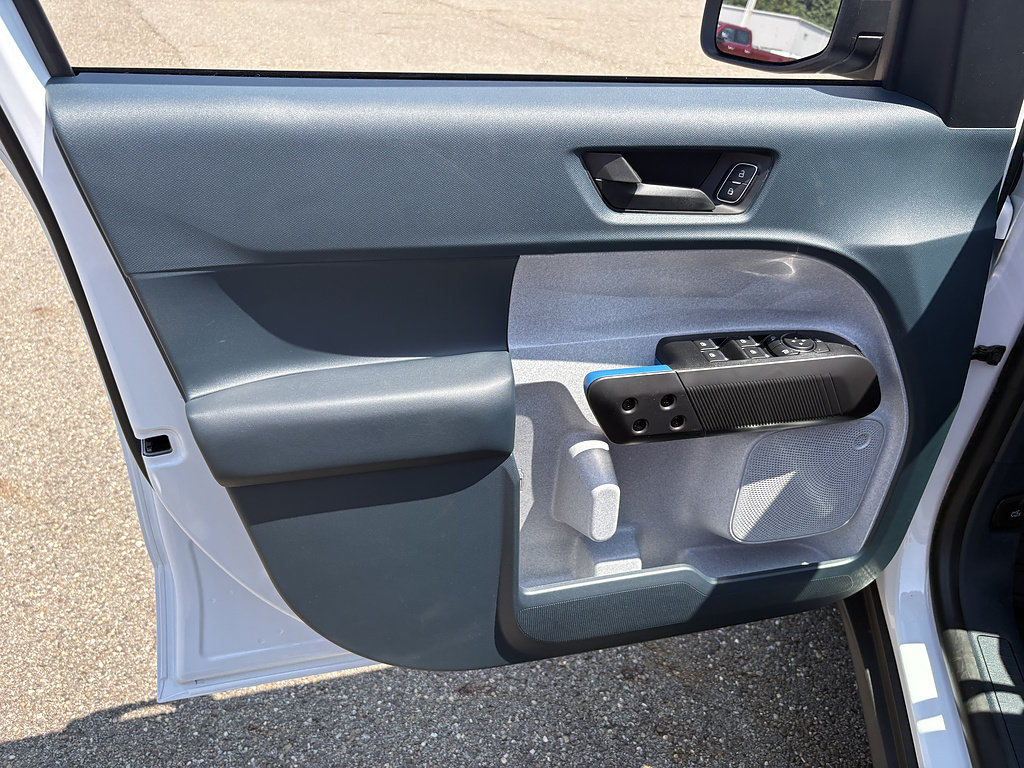 New 2026 Ford Maverick XLT FWD image 29