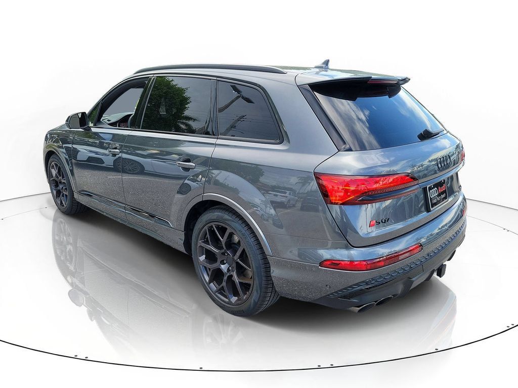 New 2026 Audi SQ7 Premium Plus AWD/4WD image 3