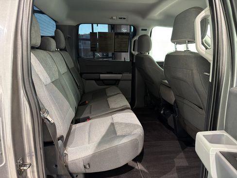 Used 2021 Ford F150 XLT image 23