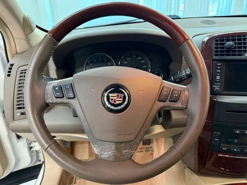 Used 2006 Cadillac SRX w/ Drivers Level One Package image 27