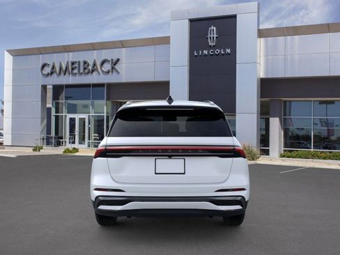 New 2026 Lincoln Nautilus Reserve w/ Jet Appearance Package image 5