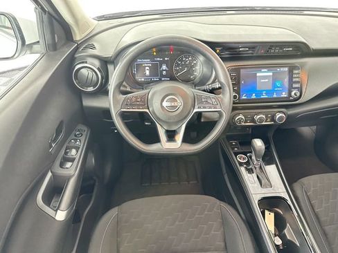 Used 2024 Nissan Kicks SV FWD image 10