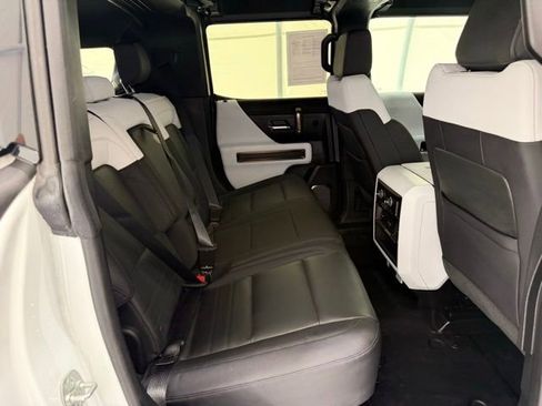 Used 2025 GMC Hummer EV 3X image 25