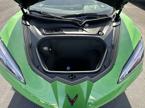 Used 2026 Chevrolet Corvette Stingray Coupe w/ Z51 Performance Package RWD image 25