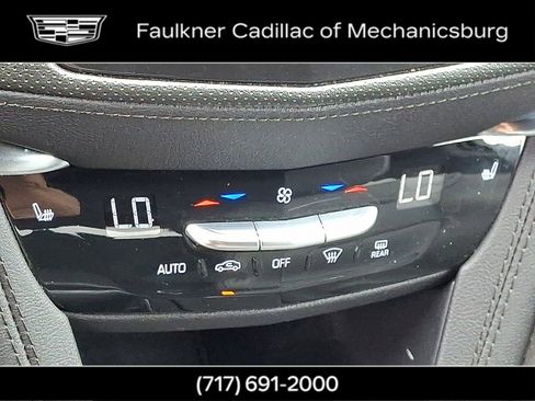 Used 2023 Cadillac XT5 Premium Luxury image 17