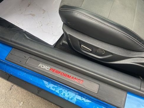 Used 2019 Ford Mustang Shelby GT350 w/ Technology Package image 13