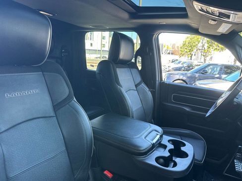 Used 2024 RAM 3500 Laramie w/ Sport Appearance Package image 33