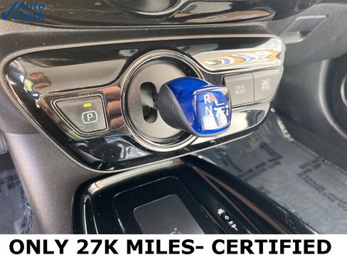 Used 2020 Toyota Prius XLE w/ Advanced Technology Package image 34