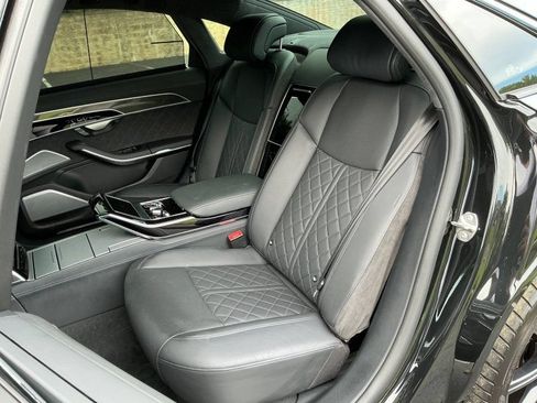 Used 2023 Audi S8 AWD/4WD image 14