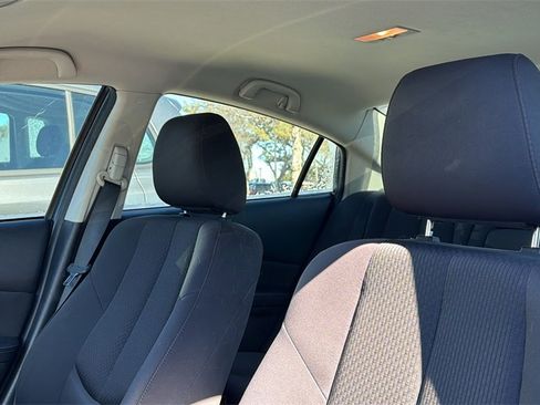 Used 2012 MAZDA MAZDA6 i Sport image 12