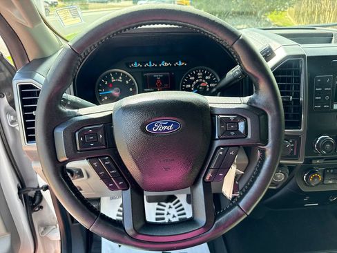Used 2017 Ford F150 XLT w/ Equipment Group 301A Mid AWD/4WD image 15