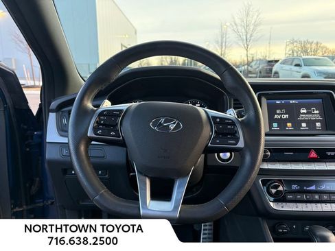 Used 2019 Hyundai Sonata Sport image 7