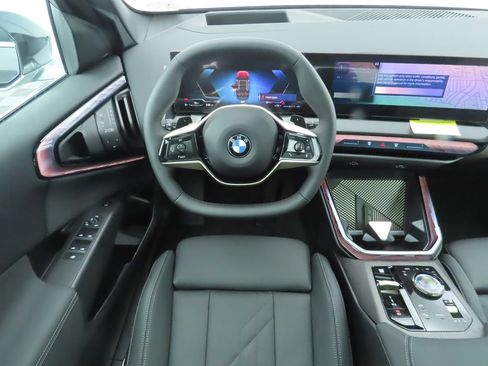 Used 2025 BMW X3 xDrive30i w/ Premium Package AWD/4WD image 9