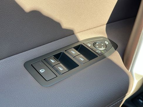 New 2026 BMW iX xDrive45 w/ Premium Package image 20