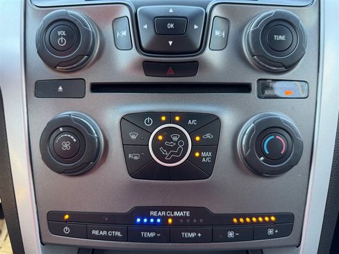 Used 2013 Ford Explorer FWD image 26