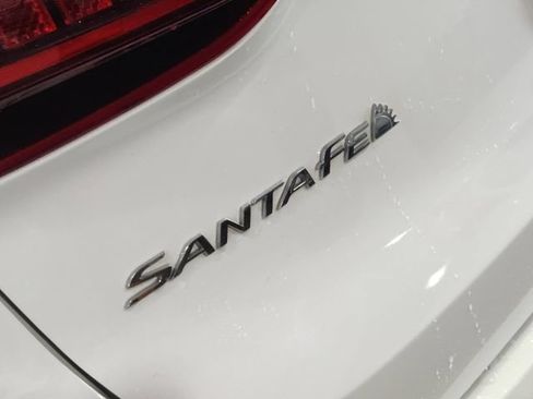 Used 2023 Hyundai Santa Fe SEL w/ Premium Package FWD image 11