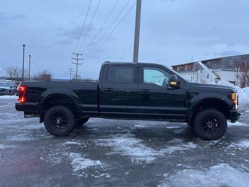 Used 2022 Ford F250 Lariat w/ Tremor Off-Road Package image 6
