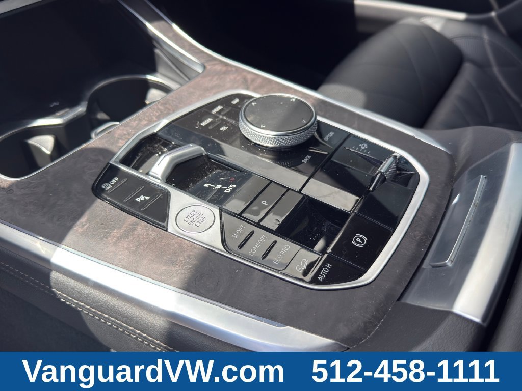 Used 2023 BMW X7 xDrive40i w/ Premium Package AWD/4WD image 18