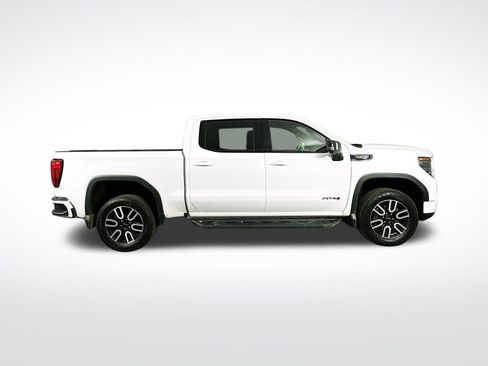 Used 2022 GMC Sierra 1500 AT4 w/ AT4 Preferred Package image 9