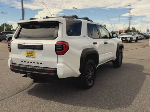Used 2025 Toyota 4Runner SR5 AWD/4WD image 8