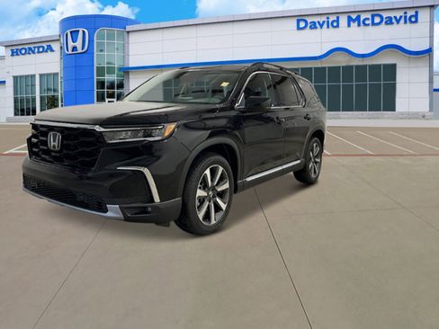 New 2025 Honda Pilot Touring image 1