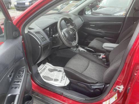 Used 2020 Mitsubishi Outlander Sport ES FWD image 11