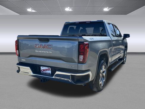 Used 2024 GMC Sierra 1500 SLE image 3