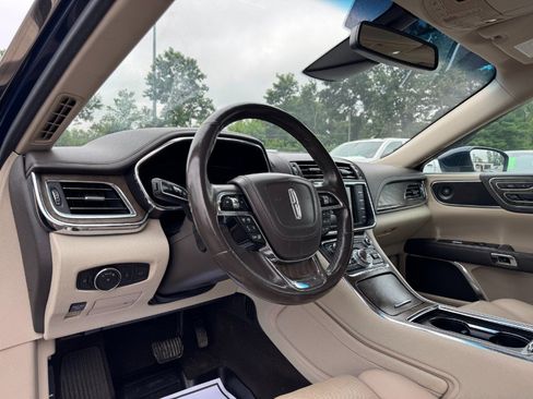 Used 2018 Lincoln Continental Reserve w/ Technology Package AWD/4WD image 14