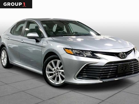Certified 2023 Toyota Camry LE image 2