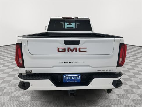 Used 2022 GMC Sierra 3500 Denali image 5