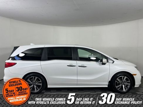 Used 2024 Honda Odyssey Touring image 4