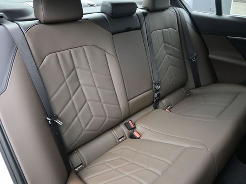 New 2026 BMW 530i w/ Premium Package image 31