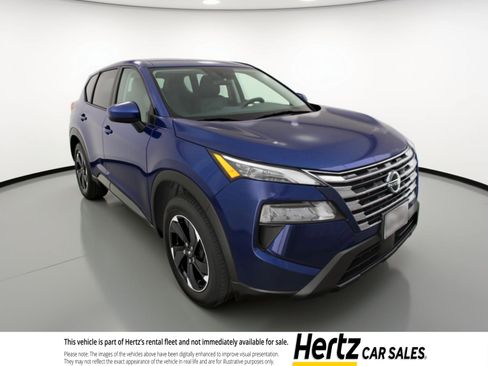 Used 2025 Nissan Rogue SV image 1