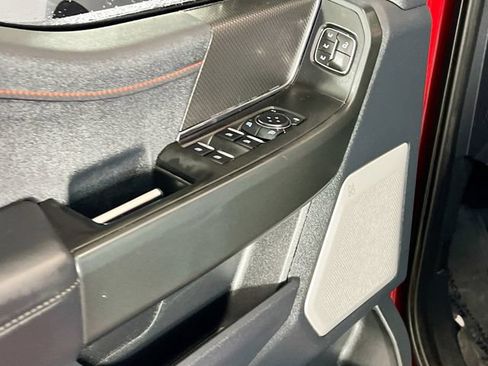 Used 2025 Ford F150 Raptor AWD/4WD image 15