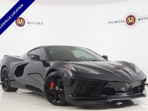 Used 2021 Chevrolet Corvette Stingray Premium Cpe w/ Z51 Performance Package RWD image 1