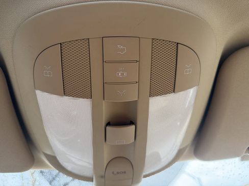 Used 2011 Mercedes-Benz GL 450 4MATIC image 33