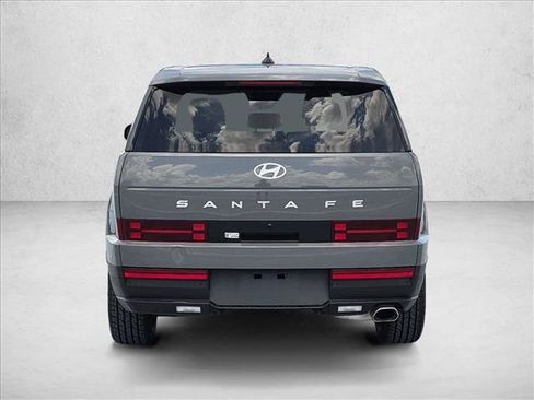 Used 2025 Hyundai Santa Fe SE FWD image 7