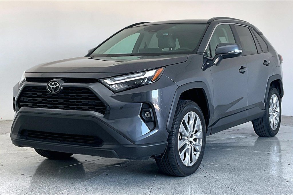 Used 2024 Toyota RAV4 XLE Premium w/ Weather Package AWD/4WD image 14